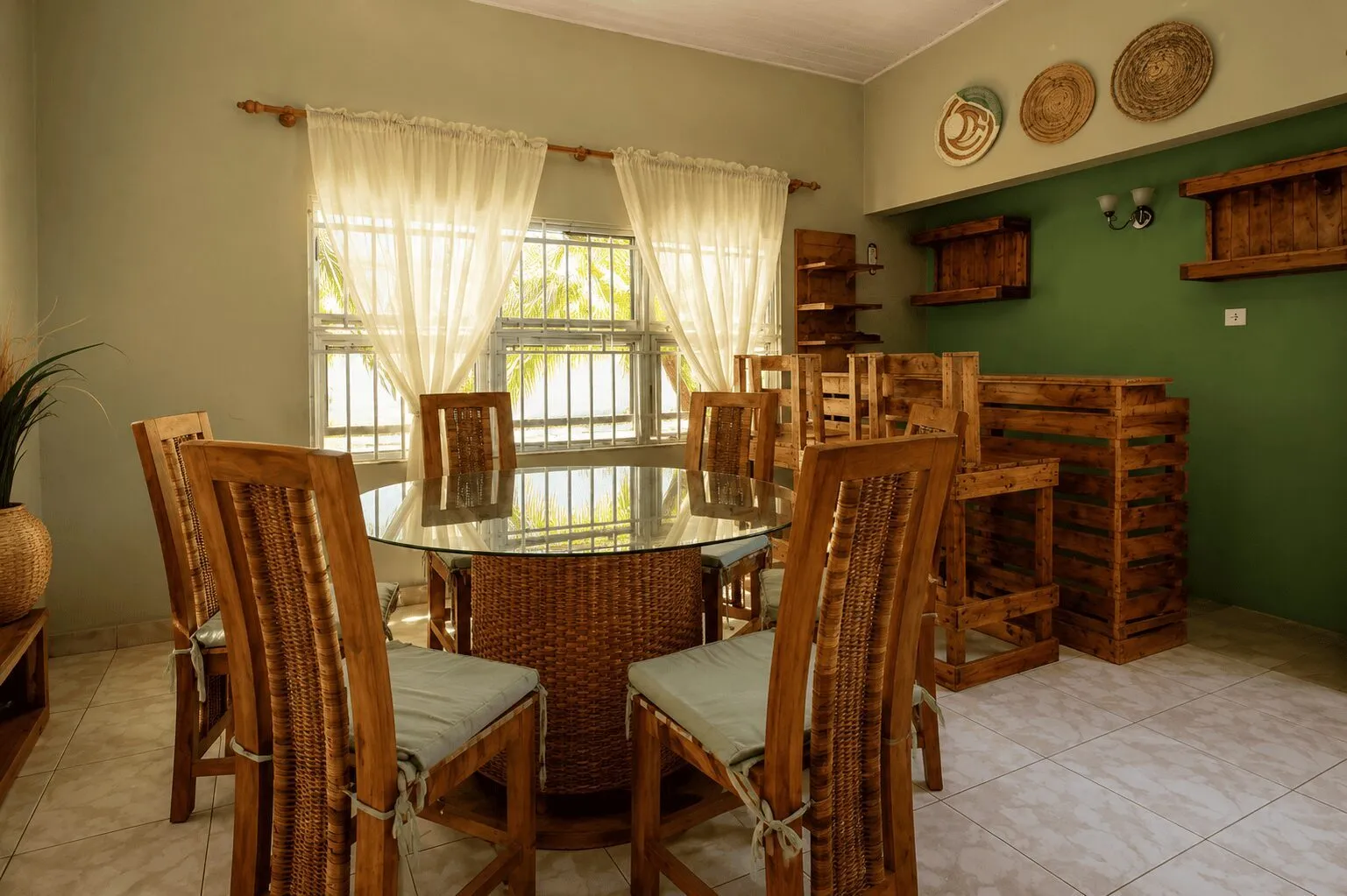 Kokrobite Beachside Escape – Spacious 4BR Villa with Pool