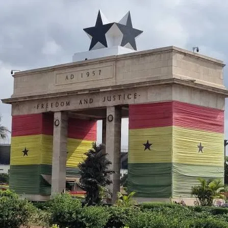 Accra Discovery: Full-Day Private City Experience
