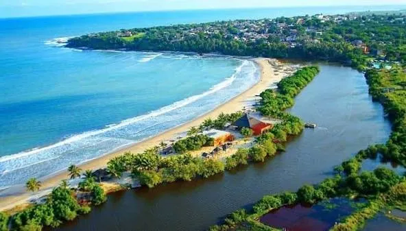 Gomoa Fetteh Beach