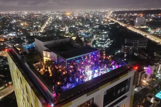 Skybar 25 