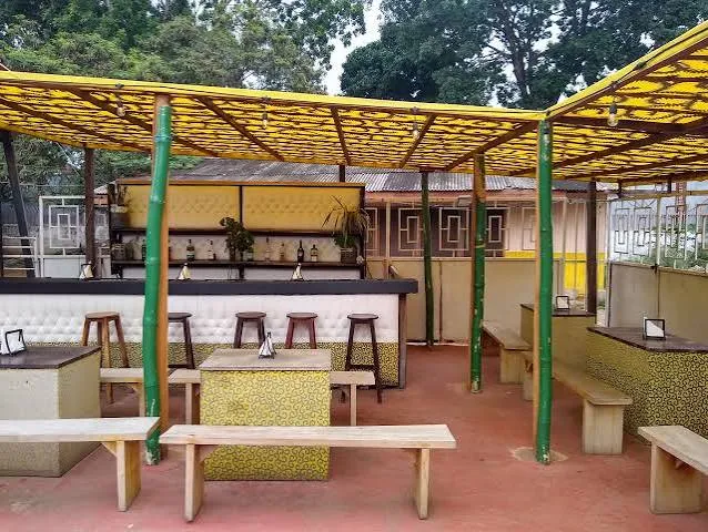 Reggie Rockstone's Pub (now Django Bar)