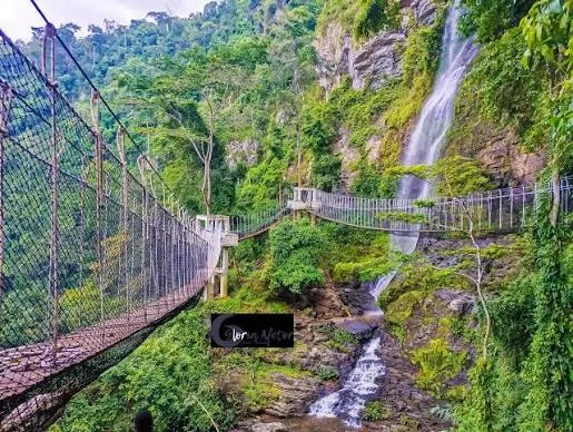 Amedzofe / Ote Waterfalls