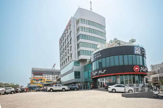 Marina Mall