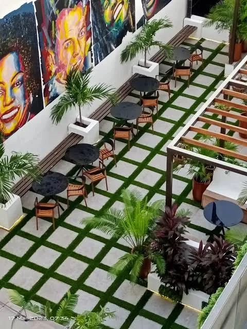 Gallery 4